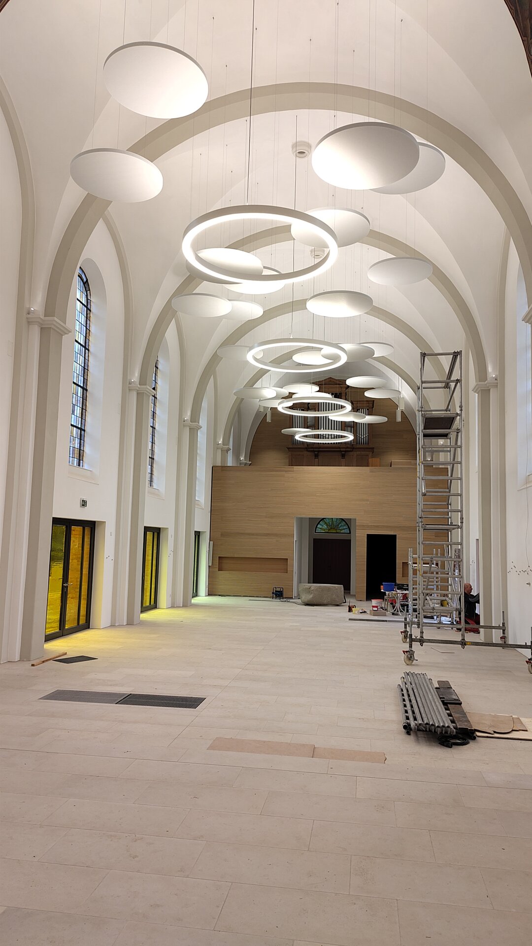 Der Innenraum der Familienkirche in der Bauphase.